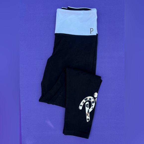 VS PINK Yoga Leggings - Picture 2 of 11